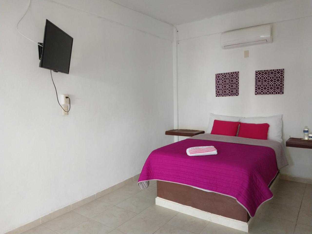 Hotel Espana Chetumal Ngoại thất bức ảnh
